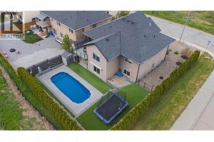 1501 15th Avenue - Photo 2