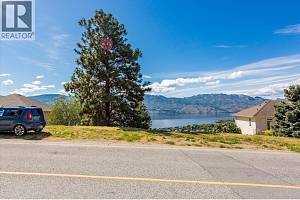 1345 Gregory Road - Photo 10