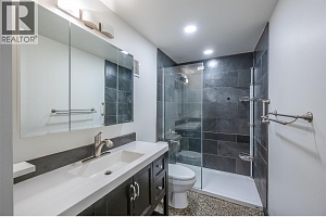 737 Leon Avenue Unit# 204 - Photo 23