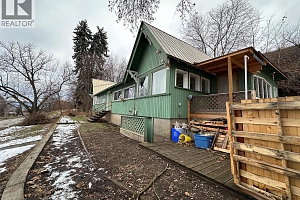 7652/7626 Old Kamloops Road - Photo 19