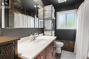 858 Douglas Road - Photo 16