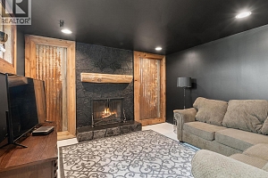 858 Douglas Road - Photo 20