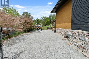 858 Douglas Road - Photo 34