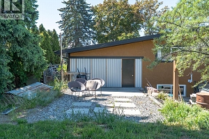 858 Douglas Road - Photo 42