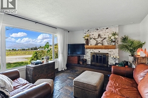 858 Douglas Road - Photo 8