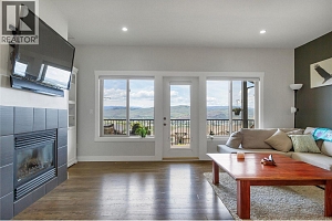 1040 Mt.Revelstoke Place Unit# 29 - Photo 2