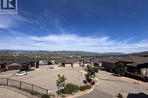 1040 Mt.Revelstoke Place Unit# 29 - Photo 3