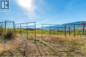 9269 Highway 6 - Photo 20