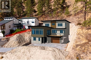 2272 Omineca Place - Photo 2