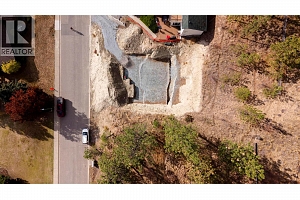 2272 Omineca Place - Photo 8