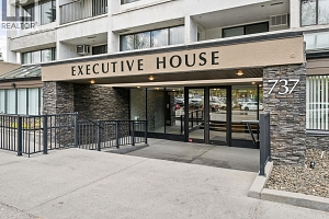 737 Leon Avenue Unit# 905 - Photo 2