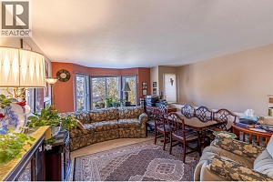 5632 Allenby Crescent - Photo 14