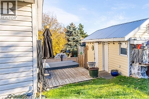 5632 Allenby Crescent - Photo 41