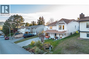 5632 Allenby Crescent - Photo 5