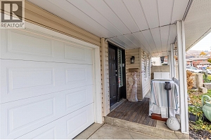 5632 Allenby Crescent - Photo 50