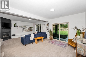 221 Kicking Horse Place - Photo 24