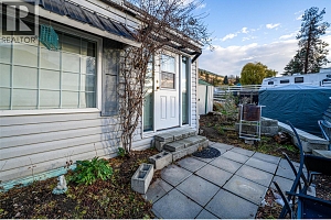 13071 Trewhitt Road E - Photo 2