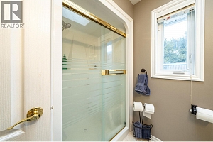 13071 Trewhitt Road E - Photo 56