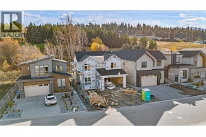 996 Bull Crescent - Photo 2