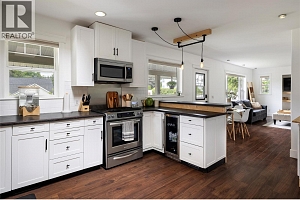 2100 32 Avenue - Photo 5