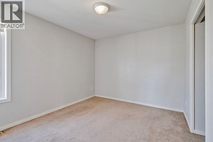 796 Hollywood Road N - Photo 17