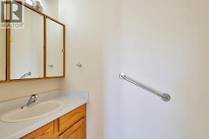 796 Hollywood Road N - Photo 20