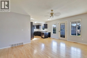 796 Hollywood Road N - Photo 23