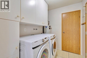 796 Hollywood Road N - Photo 24