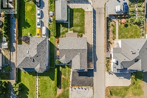 796 Hollywood Road N - Photo 3