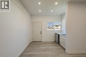 796 Hollywood Road N - Photo 37