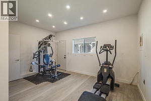 796 Hollywood Road N - Photo 39