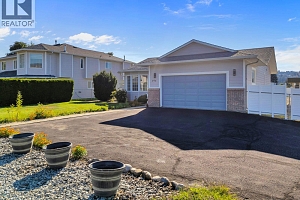 796 Hollywood Road N - Photo 4