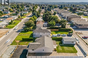 796 Hollywood Road N - Photo 48