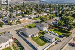 796 Hollywood Road N - Photo 49