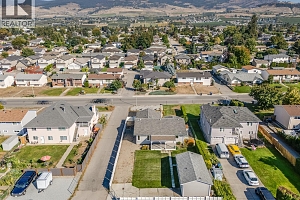 796 Hollywood Road N - Photo 50