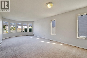 796 Hollywood Road N - Photo 8