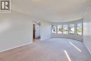 796 Hollywood Road N - Photo 9