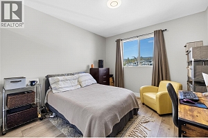 2353 Hawks Boulevard - Photo 28