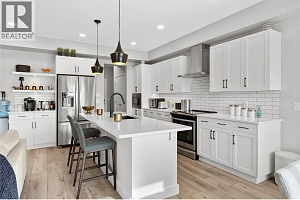 2353 Hawks Boulevard - Photo 7