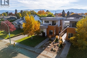 443 Christleton Avenue - Photo 2