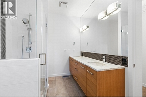 443 Christleton Avenue - Photo 22