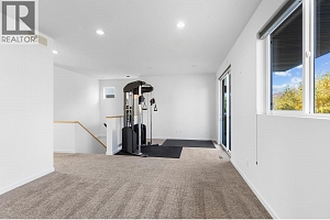 443 Christleton Avenue - Photo 35