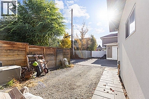 443 Christleton Avenue - Photo 52