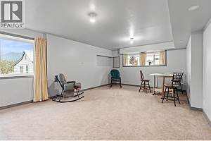 721 Granville Avenue - Photo 29