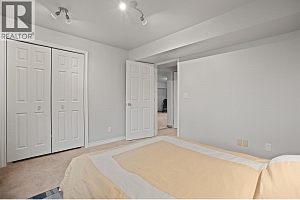 721 Granville Avenue - Photo 35