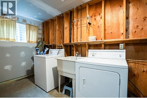 721 Granville Avenue - Photo 38