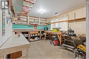 721 Granville Avenue - Photo 41