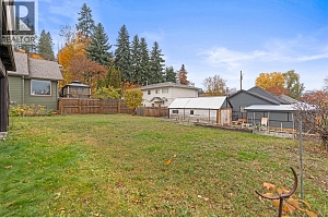 721 Granville Avenue - Photo 52