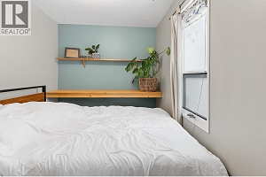 2108 33 Street - Photo 6