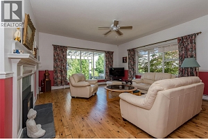 9739 Delcliffe Road - Photo 11